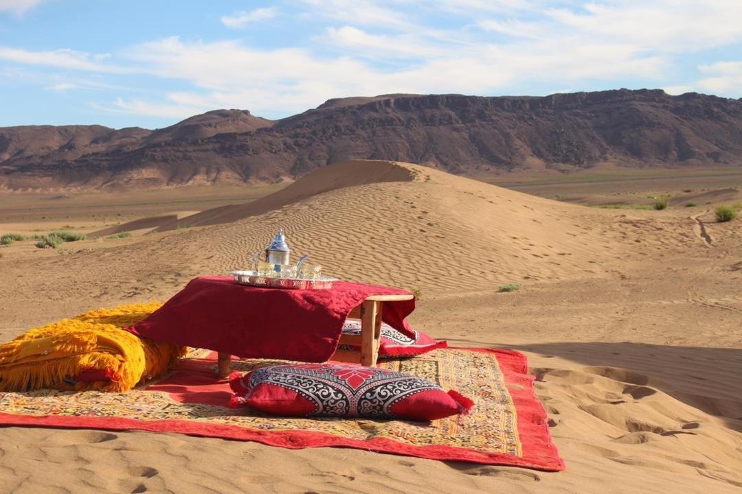 Bivouac Karim Sahara Hotell Zagora Eksteriør bilde